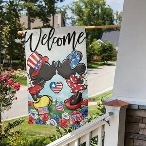 Disney’s Micky & Minnie Mouse 4th of July outdoor flag.